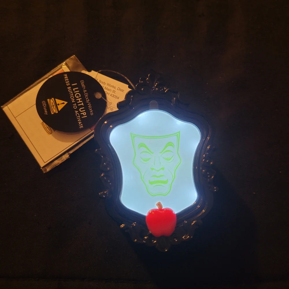Bath&Body Works Disney Villains Pocketbac Sanitizer Holder Magic Mirror Light-up - Picture 2 of 6